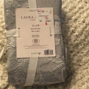 Laura Ashley 6 lovely grey napkins